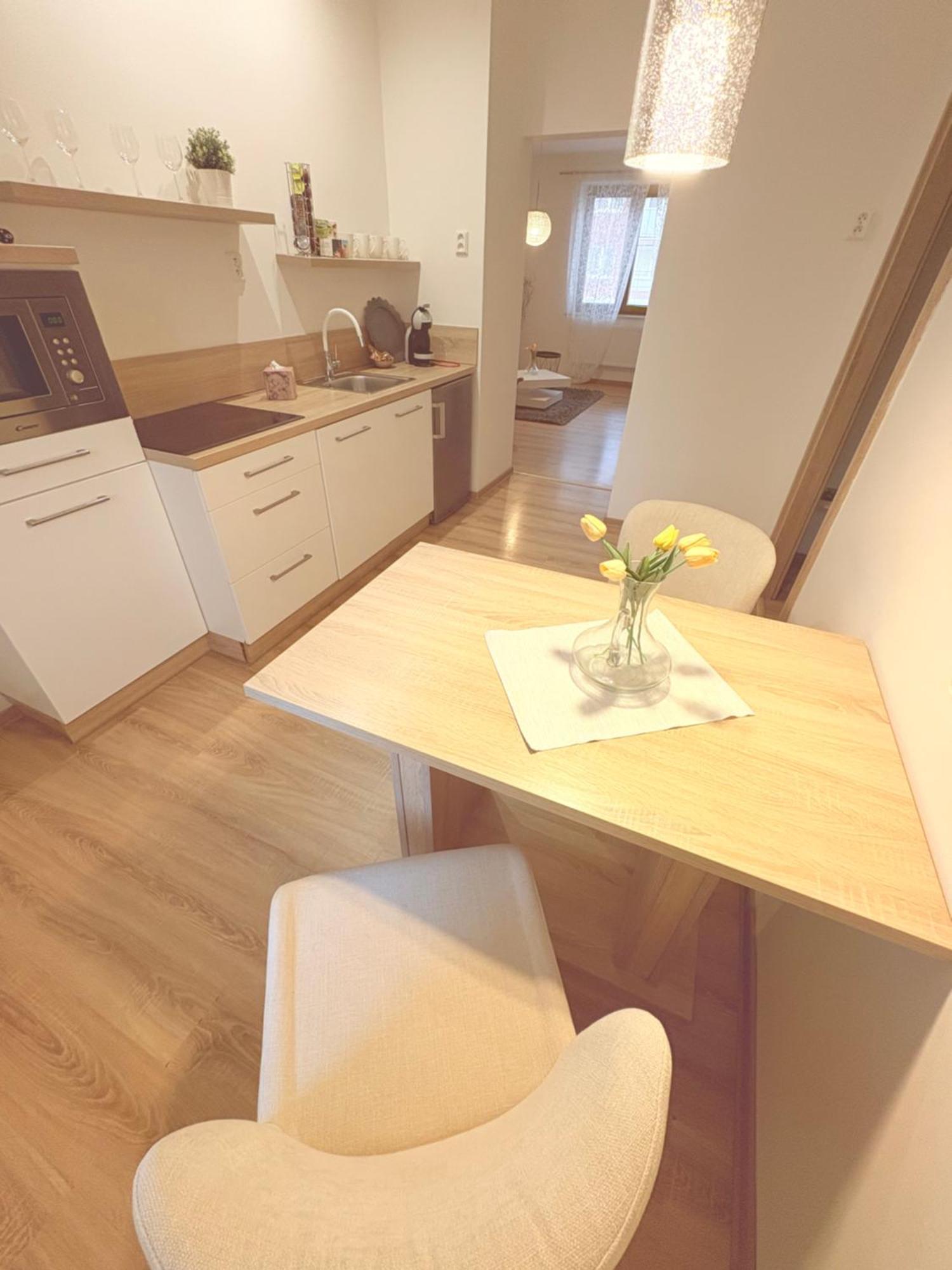 Trio Apartments Ostrava Ngoại thất bức ảnh
