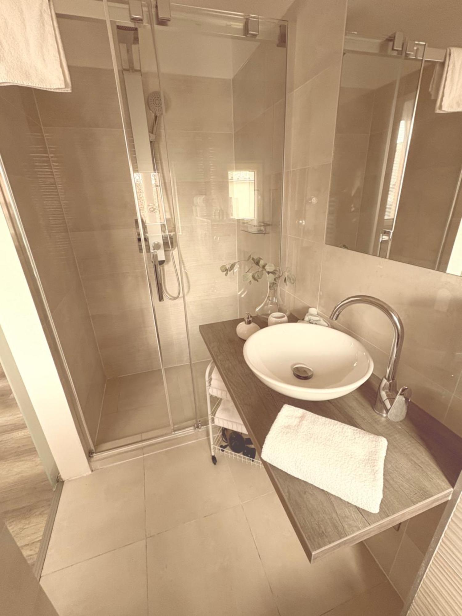 Trio Apartments Ostrava Ngoại thất bức ảnh